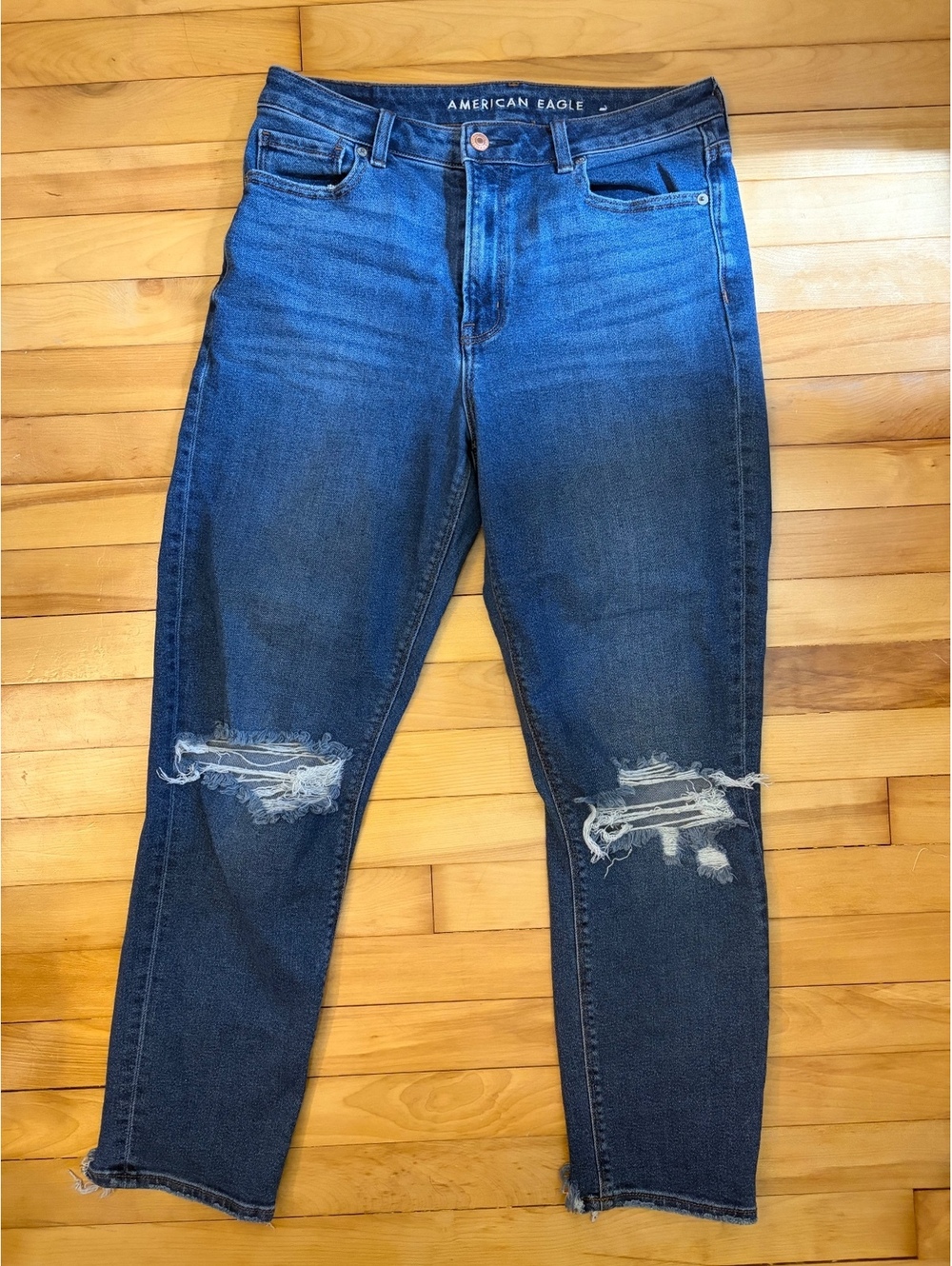 American Eagle Women's Mom Jeans Size 8 Regular Blue Distressed Denim